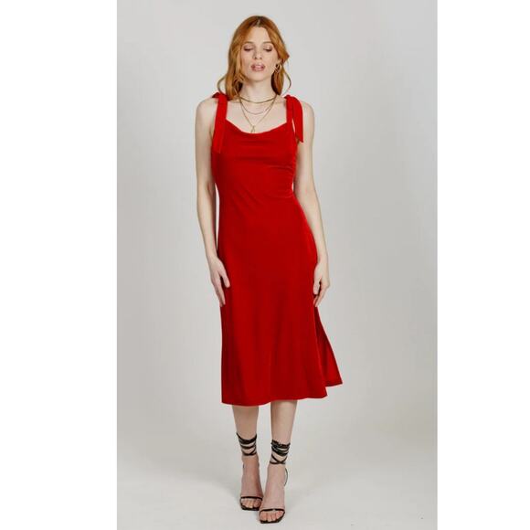 BAND OF THE FREE BOG LORNA RED VELVET MIDI DRESS RIBBON STRAPS SIZE M HOLIDAY - Picture 1 of 7